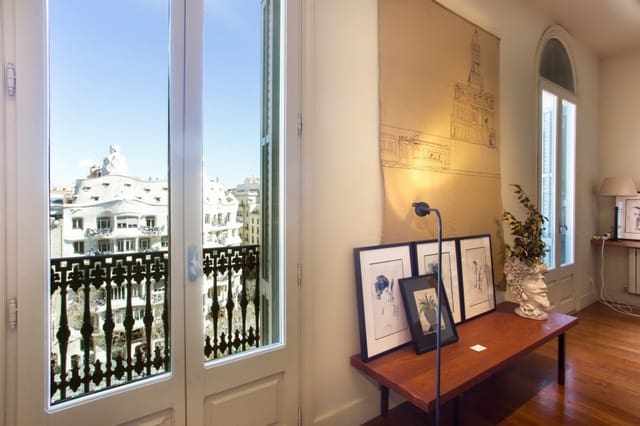 4 bedroom Apartment for rent in La Dreta de L'Eixample, Barcelona city - € 7,000 (Ref: 8880715)