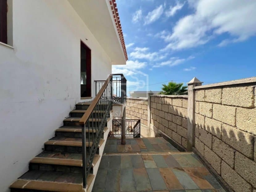 Villa til salg i Santiago del Teide - € 1.600.000 (Ref: 8904740)