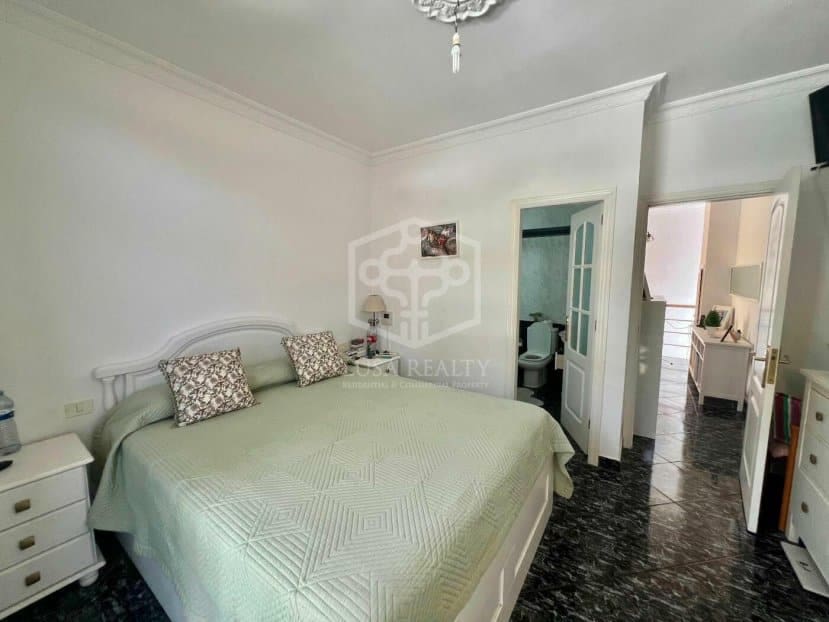 Villa til salg i Santiago del Teide - € 1.600.000 (Ref: 8904740)