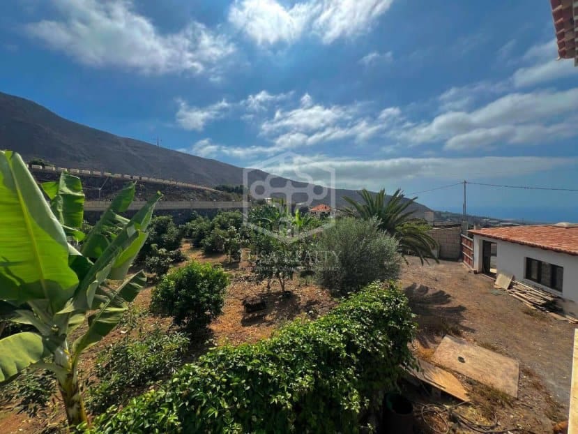 Villa til salg i Santiago del Teide - € 1.600.000 (Ref: 8904740)