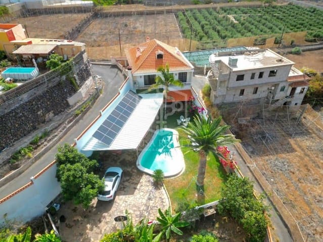 Villa til salg i Santiago del Teide - € 1.600.000 (Ref: 8904740)