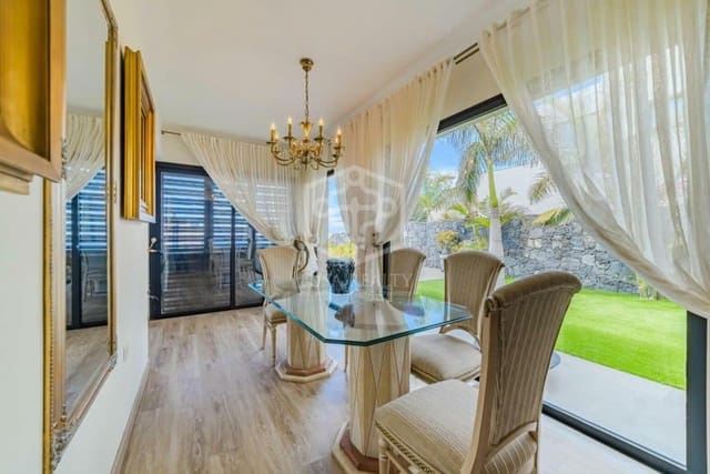 3 soveværelse Villa til salg i La Caldera, Adeje - € 3.050.000 (Ref: 8931526)