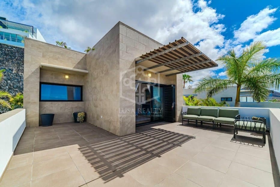 3 soveværelse Villa til salg i Adeje - € 3.050.000 (Ref: 8931526)