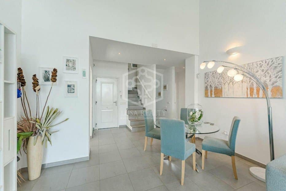 4 soveværelse Byhus til salg i Adeje - € 1.690.000 (Ref: 8931527)