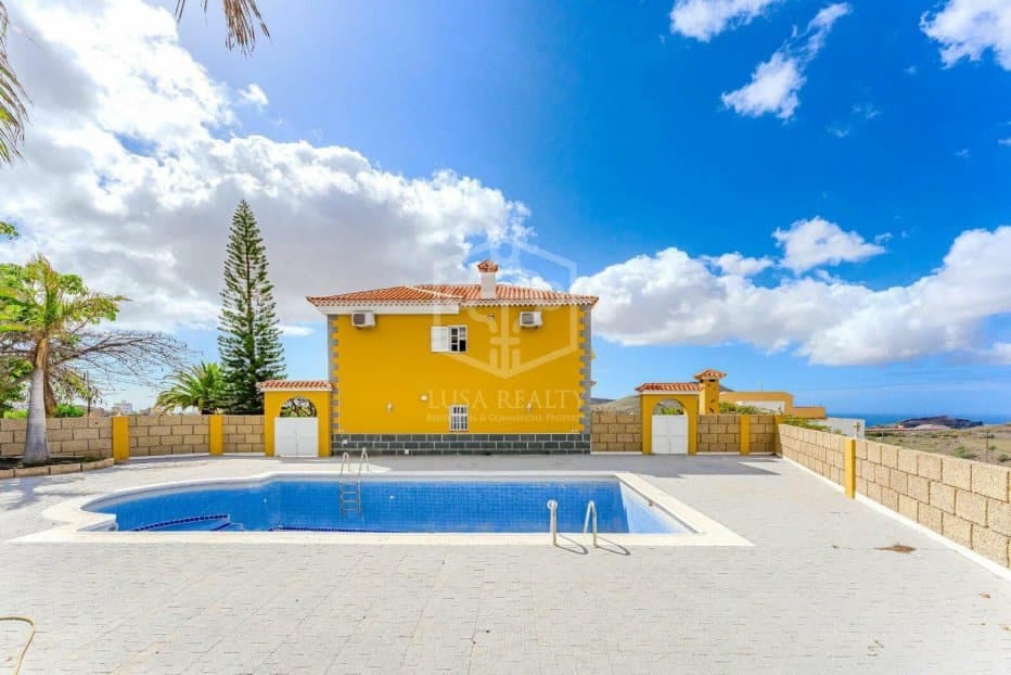 4 soverom Villa til salgs i San Miguel de Abona - € 1 280 000 (Ref: 8931528)