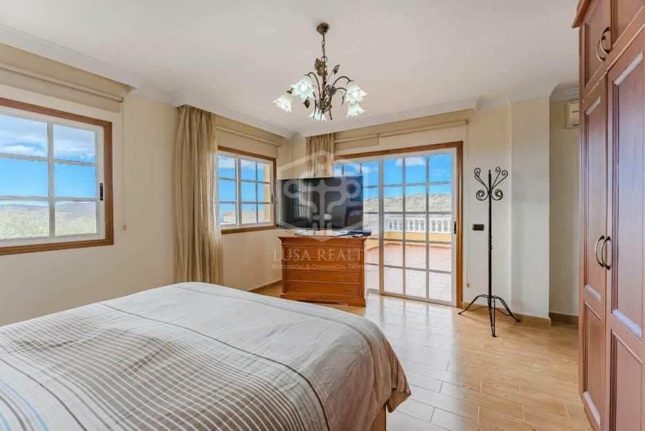 4 soverom Villa til salgs i San Miguel de Abona - € 1 280 000 (Ref: 8931528)