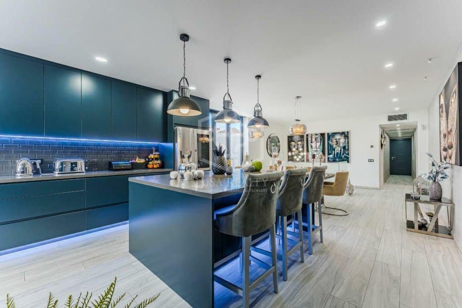 2 soveværelse Villa til salg i San Miguel de Abona - € 2.100.000 (Ref: 8942227)