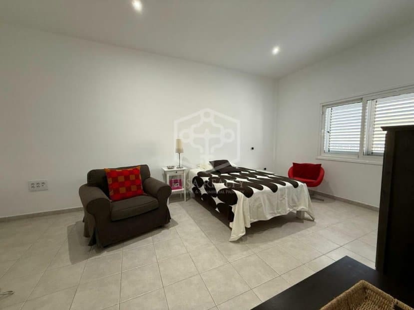 5 soveværelse Villa til salg i Arona - € 1.700.000 (Ref: 8942228)