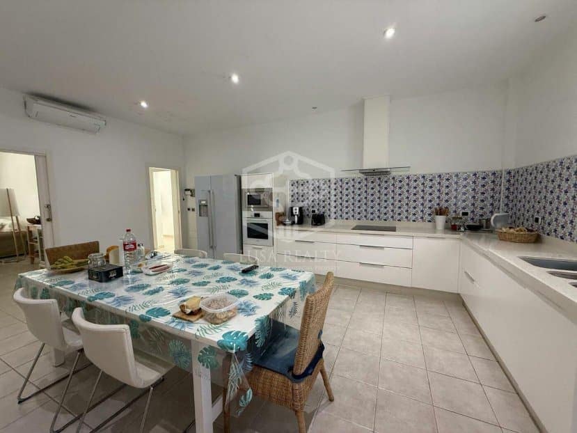 5 soveværelse Villa til salg i Arona - € 1.700.000 (Ref: 8942228)