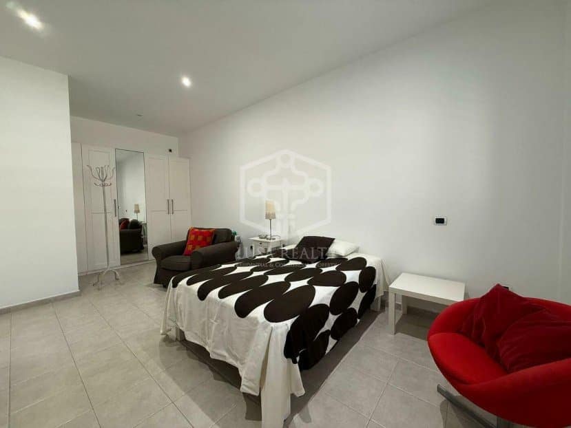 5 soveværelse Villa til salg i Arona - € 1.700.000 (Ref: 8942228)