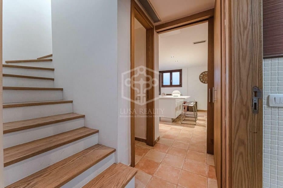 4 soveværelse Byhus til salg i El Medano - € 750.000 (Ref: 8942231)