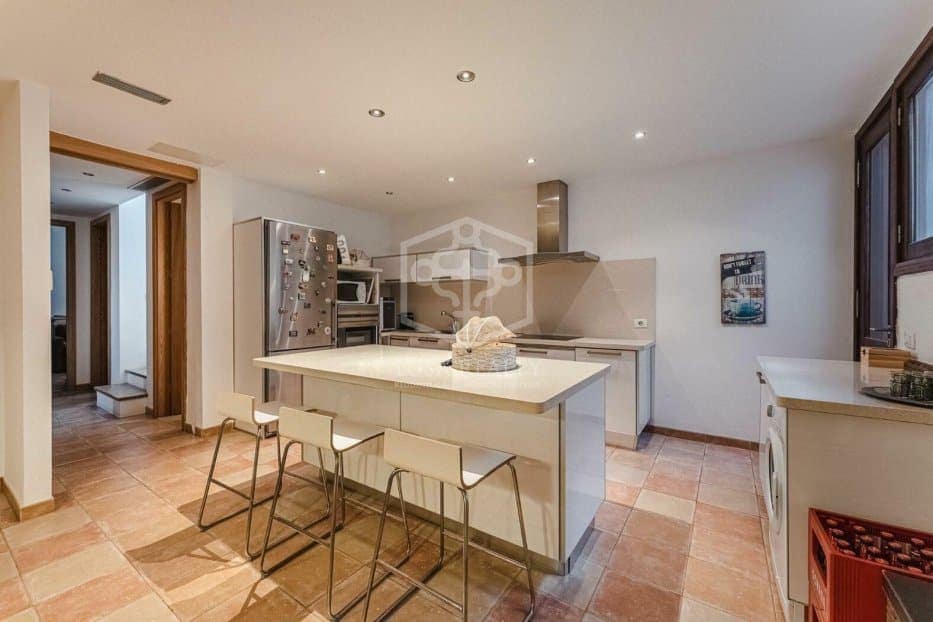 4 soveværelse Byhus til salg i El Medano - € 750.000 (Ref: 8942231)