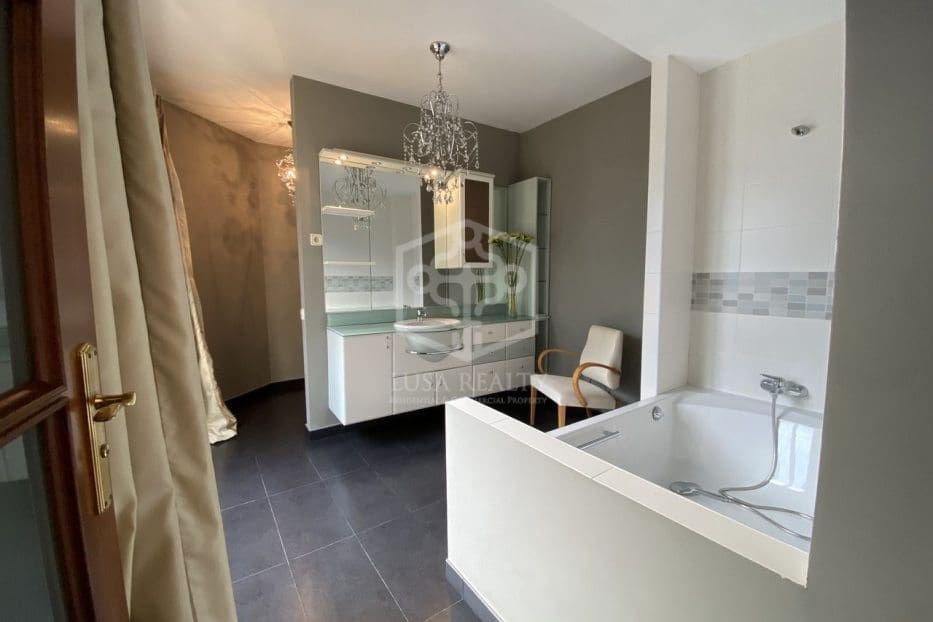 6 soveværelse Villa til salg i Castelldefels med swimmingpool garage - € 3.290.000 (Ref: 8945044)