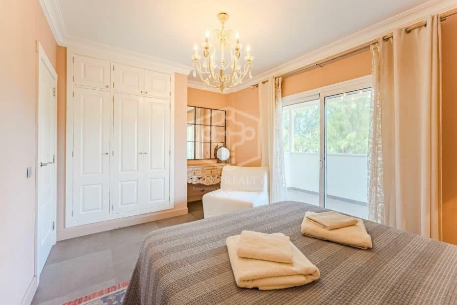 4 bedroom Villa for sale in Arona - € 1,297,000 (Ref: 8952304)