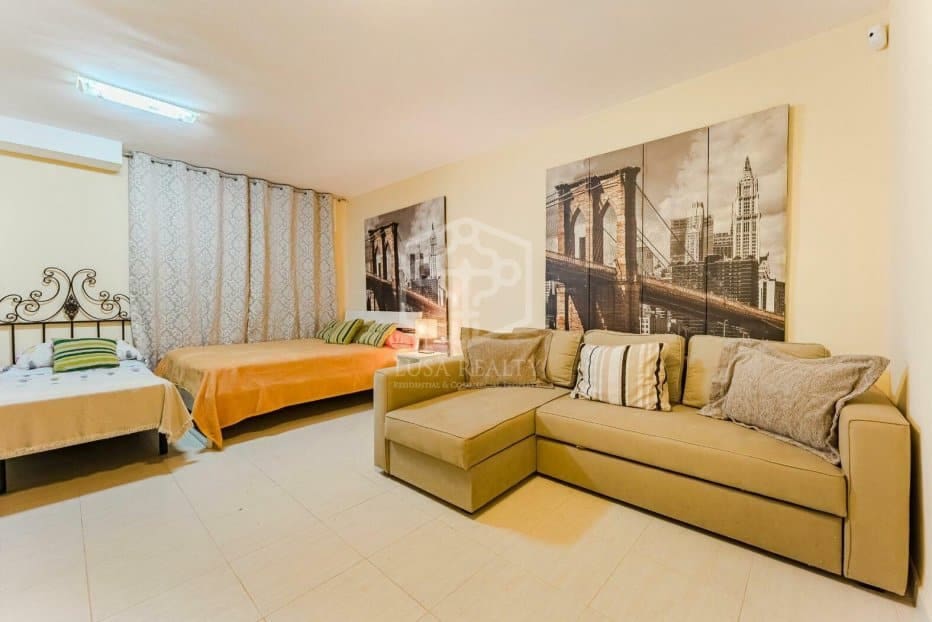 4 bedroom Villa for sale in Arona - € 1,297,000 (Ref: 8952304)