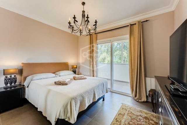 4 soveværelse Villa til salg i Playa de las Americas, Arona - € 1.297.000 (Ref: 8952304)