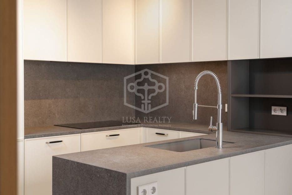 4 soveværelse Lejlighed til salg i Barcelona by med swimmingpool garage - € 1.690.000 (Ref: 8973705)