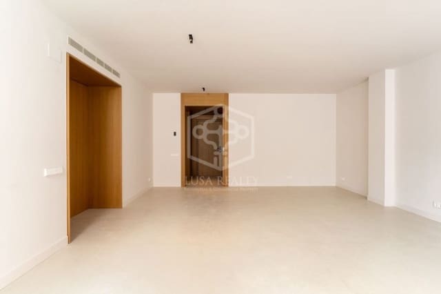 4 bedroom Apartment for sale in Sant Gervasi - La Bonanova, Barcelona city with pool garage - € 1,690,000 (Ref: 8973705)