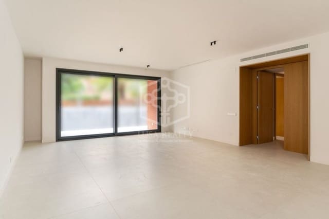 4 bedroom Apartment for sale in Sant Gervasi - La Bonanova, Barcelona city with pool garage - € 1,690,000 (Ref: 8973705)