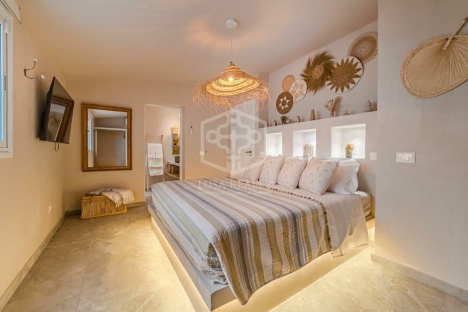 5 soveværelse Villa til salg i Chayofa - € 1.270.000 (Ref: 8981684)