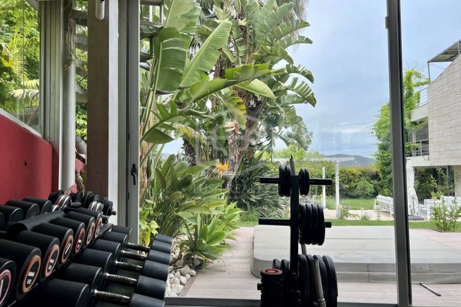 4 soverom Villa til salgs i Sitges med svømmebasseng garasje - € 2 500 000 (Ref: 9056958)