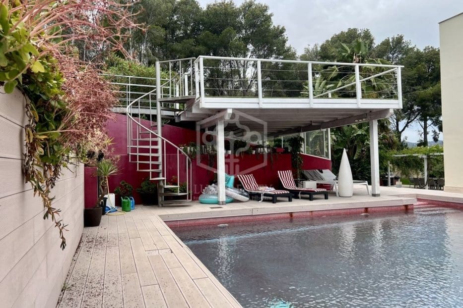 4 soverom Villa til salgs i Sitges med svømmebasseng garasje - € 2 500 000 (Ref: 9056958)