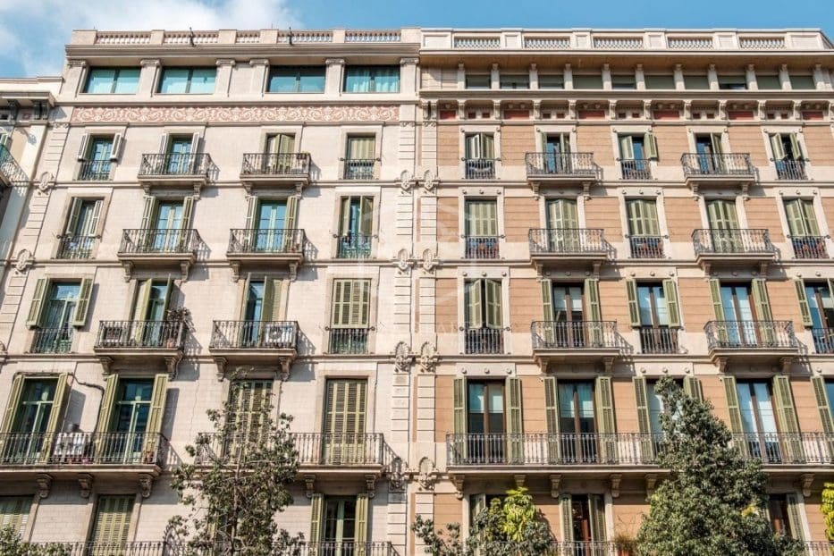 Komercyjne na sprzedaż w Miasto Barcelona - 25 000 000 € (Ref: 9087133)