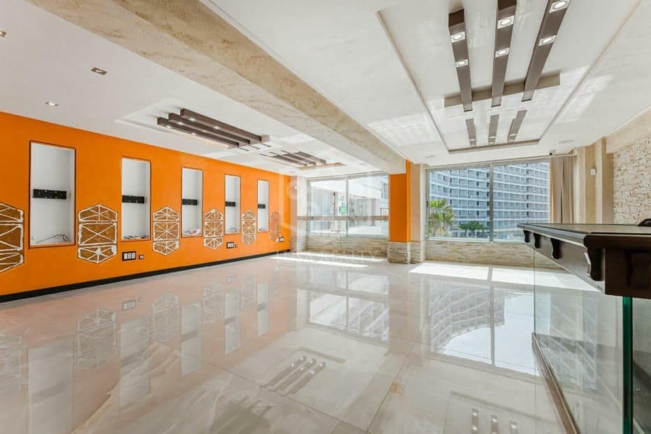 Local Comercial en Costa Adeje en venta - 750.000 € (Ref: 9131697)