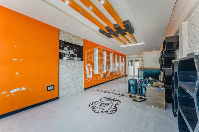 Local Comercial en Playa de las Américas, Adeje en venta - 750.000 € (Ref: 9131697)