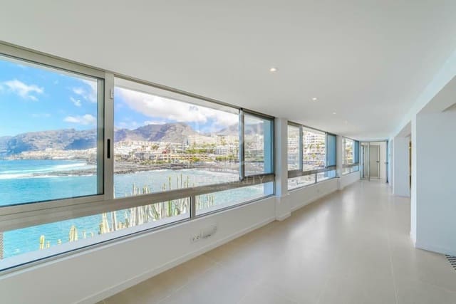 7 sovrum Villa till salu i Puerto Santiago, Santiago del Teide - 4 998 000 € (Ref: 9200002)