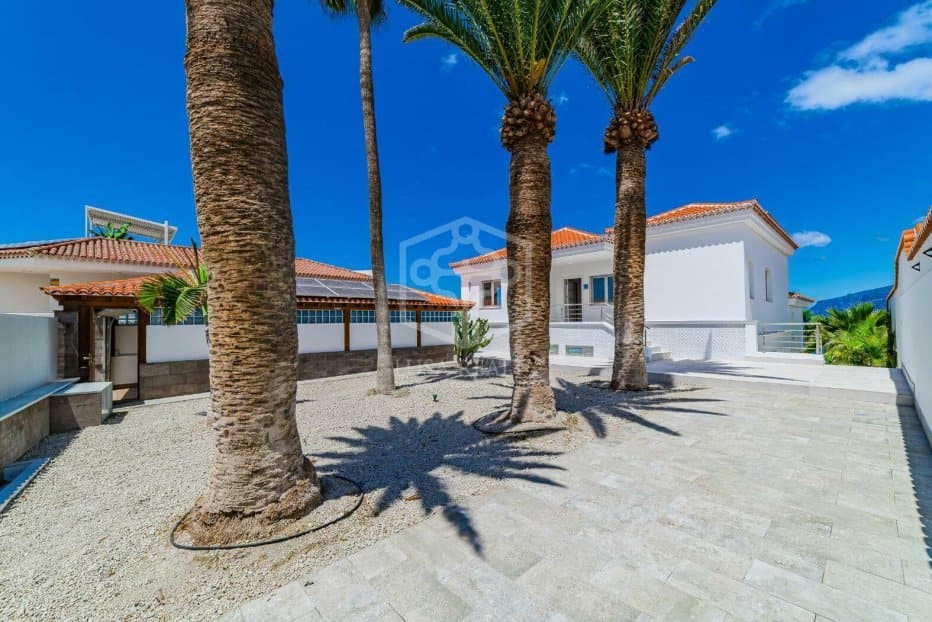 7 soveværelse Villa til salg i Santiago del Teide - € 4.998.000 (Ref: 9200002)