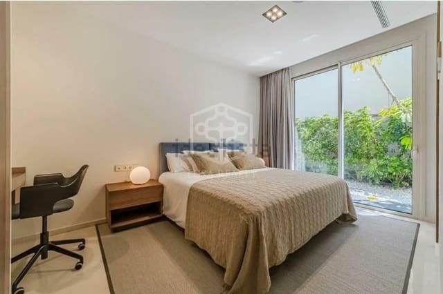 4 soveværelse Villa til salg i Playa de las Americas, Arona - € 3.250.000 (Ref: 9200003)