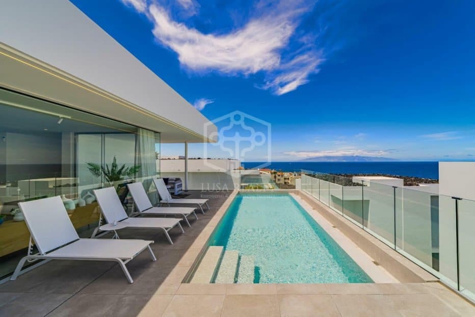 3 soveværelse Villa til salg i Adeje - € 1.680.000 (Ref: 9200004)