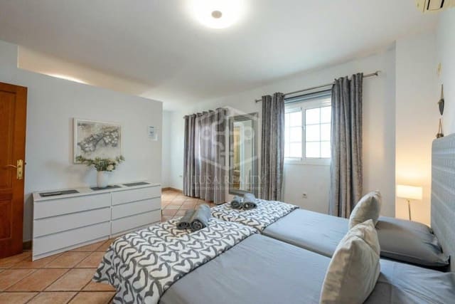 8 makuuhuone Huvila myytävänä paikassa San Miguel de Abona - 1 800 000 € (Ref: 9200005)