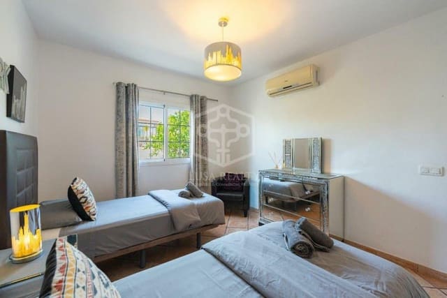 8 makuuhuone Huvila myytävänä paikassa San Miguel de Abona - 1 800 000 € (Ref: 9200005)