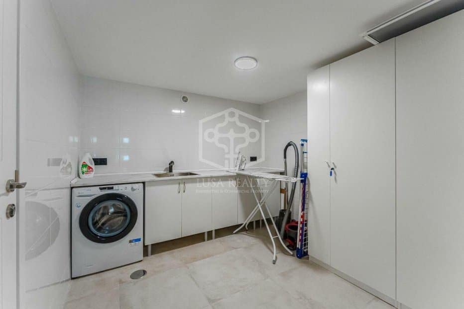 5 soveværelse Villa til salg i Adeje - € 1.789.000 (Ref: 9211395)