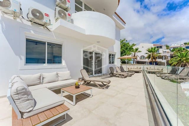 5 Zimmer Villa zu verkaufen in San Eugenio Alto, Adeje - 1.789.000 € (Ref: 9211395)