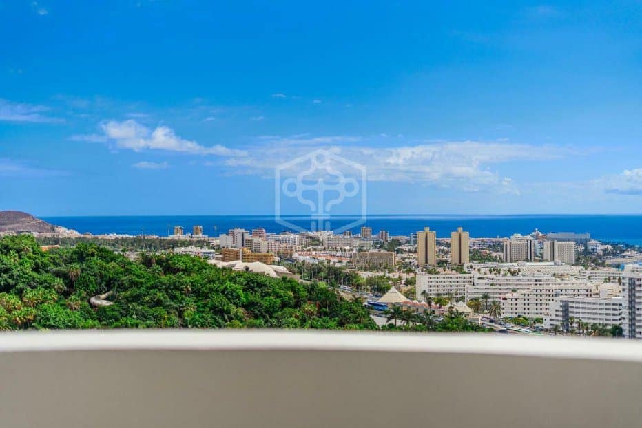 5 soveværelse Villa til salg i Adeje - € 1.789.000 (Ref: 9211395)