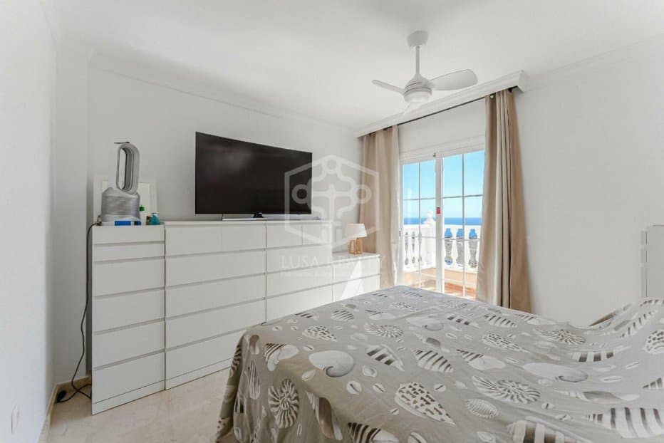 3 Zimmer Villa zu verkaufen in Adeje - 1.350.000 € (Ref: 9211396)