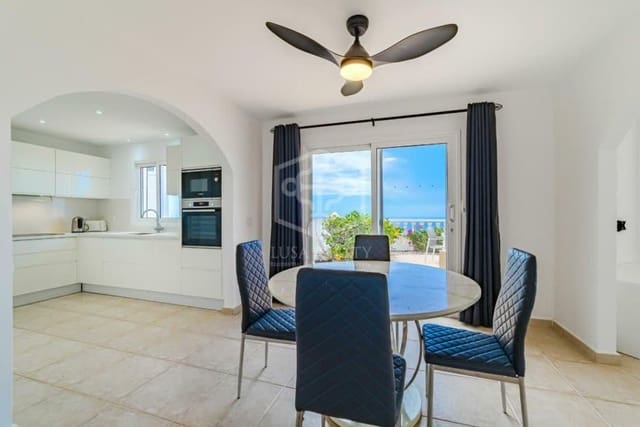 3 bedroom Villa for sale in Puerto Santiago, Santiago del Teide - € 995,000 (Ref: 9211397)