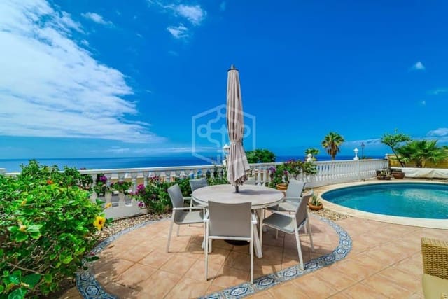 3 bedroom Villa for sale in Puerto Santiago, Santiago del Teide - € 995,000 (Ref: 9211397)
