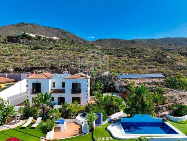 5 soverom Villa til salgs i San Cristóbal de La Laguna - € 1 175 000 (Ref: 9211398)