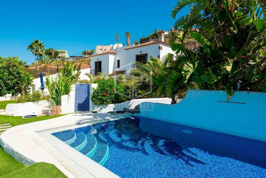 5 soverom Villa til salgs i San Cristobal de La Laguna - € 1 175 000 (Ref: 9211398)