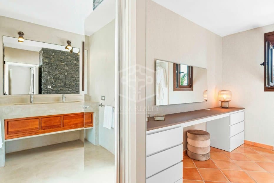 5 soverom Villa til salgs i San Cristobal de La Laguna - € 1 175 000 (Ref: 9211398)