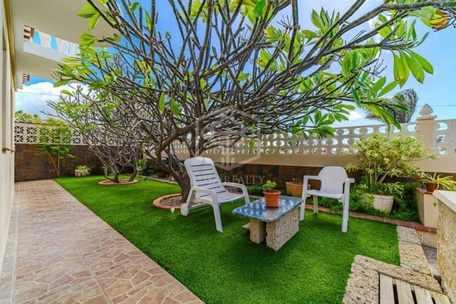 5 camera da letto Villa in vendita in Arona - 800.000 € (Rif: 9211399)