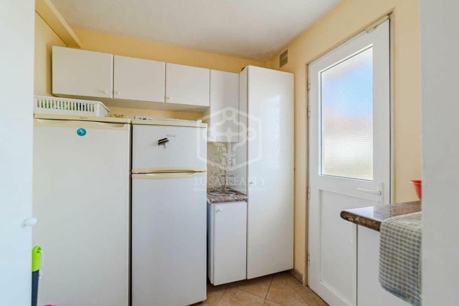 5 bedroom Villa for sale in Arona - € 800,000 (Ref: 9211399)