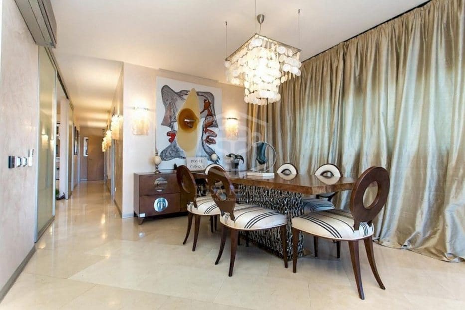 3 quarto Penthouse para venda em Gava com piscina - 1 450 000 € (Ref: 9219250)