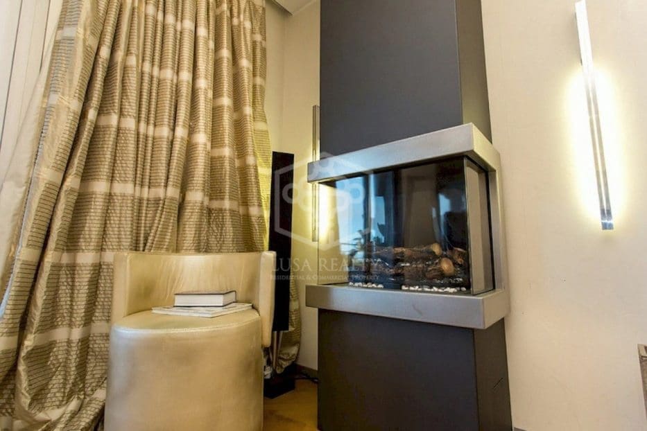 3 quarto Penthouse para venda em Gava com piscina - 1 450 000 € (Ref: 9219250)