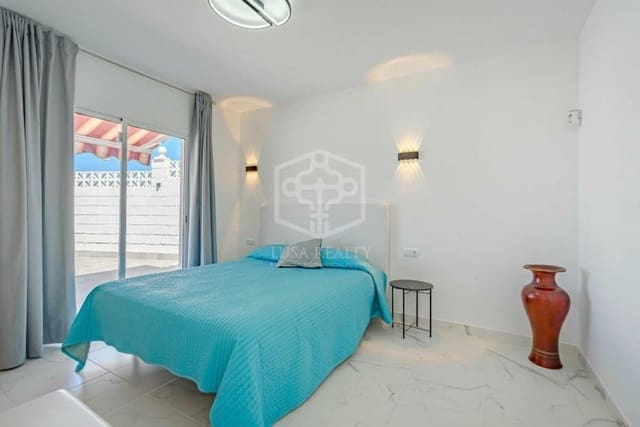 3 quarto Moradia para venda em Callao Salvaje - Playa Paraíso, Adeje - 730 000 € (Ref: 9231798)