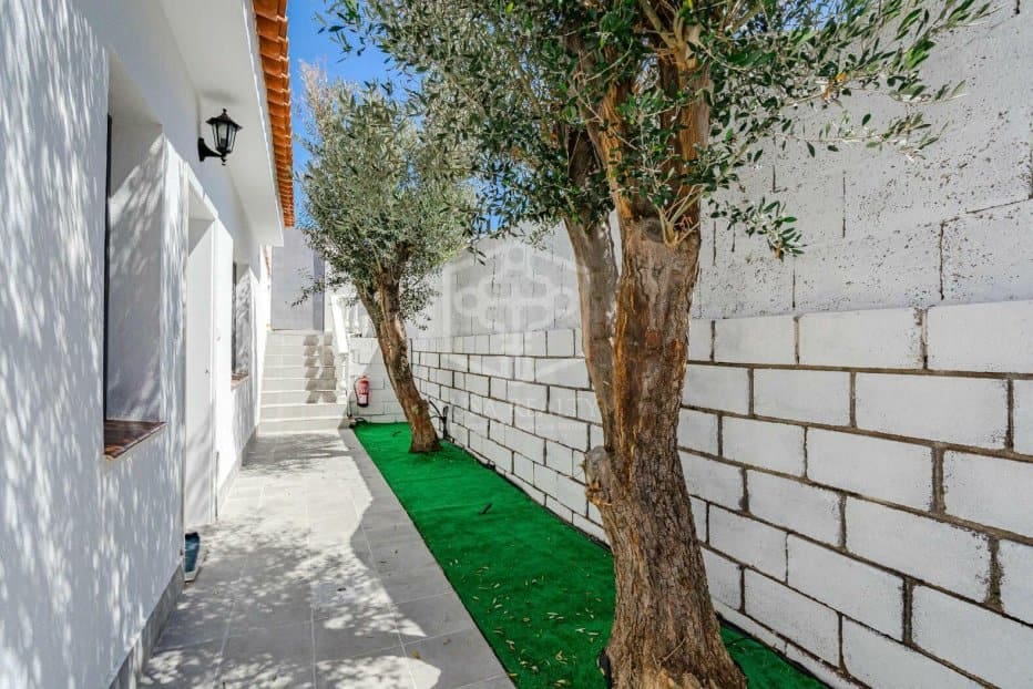 3 makuuhuone Huvila myytävänä paikassa Adeje - 730 000 € (Ref: 9231798)